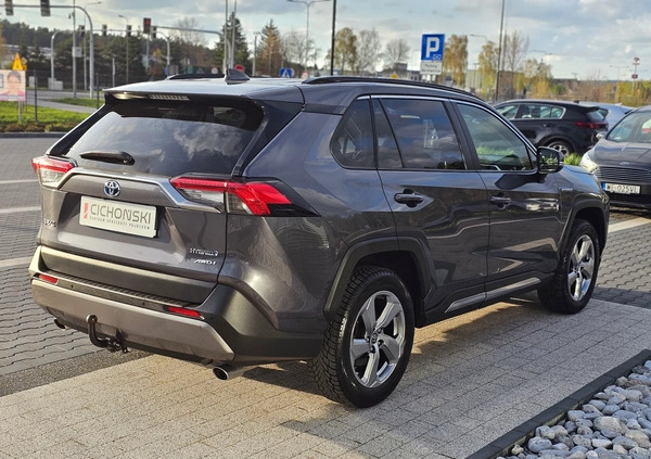 Toyota RAV4 cena 93900 przebieg: 178992, rok produkcji 2019 z Szlichtyngowa małe 742